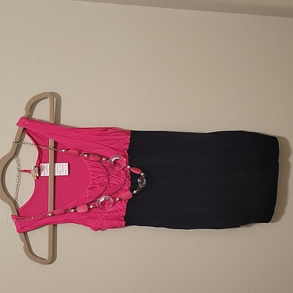 Sleeveless tank